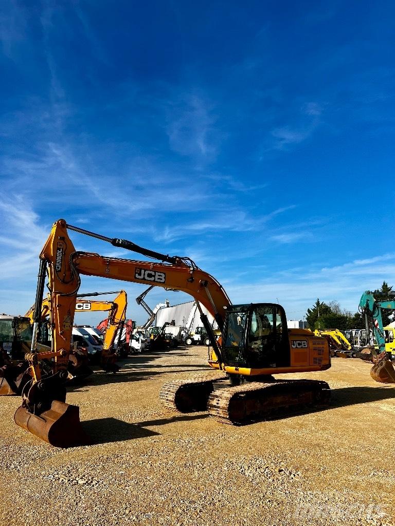 JCB JS 220 N LC Lánctalpas kotrók