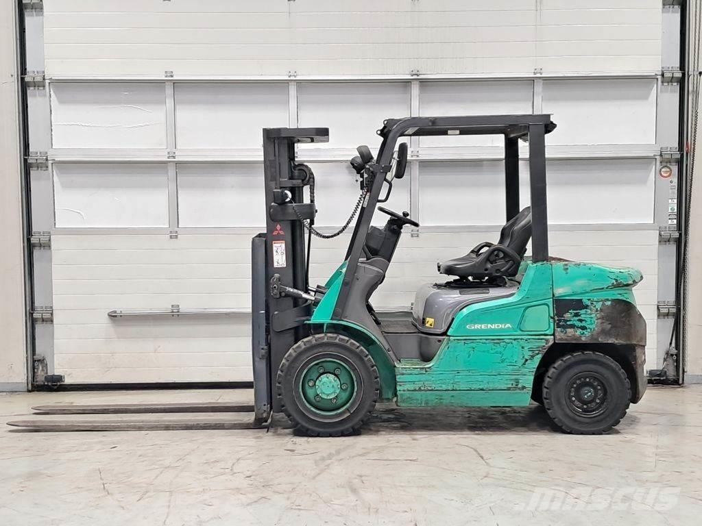 Mitsubishi FD30NT Dízel targoncák