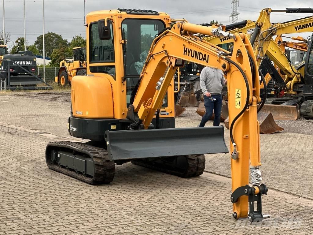 Hyundai R35Z 9A Mini kotrók < 7t