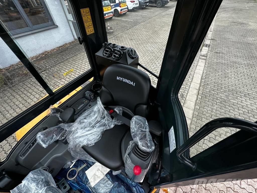 Hyundai R35Z 9A Mini kotrók < 7t