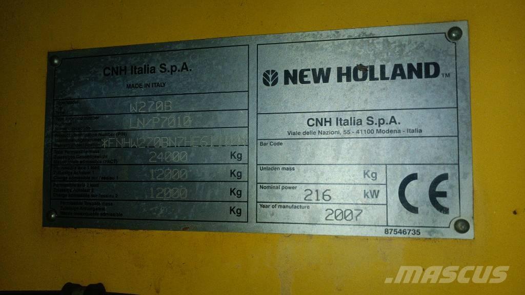 New Holland W 270 B Gumikerekes homlokrakodók