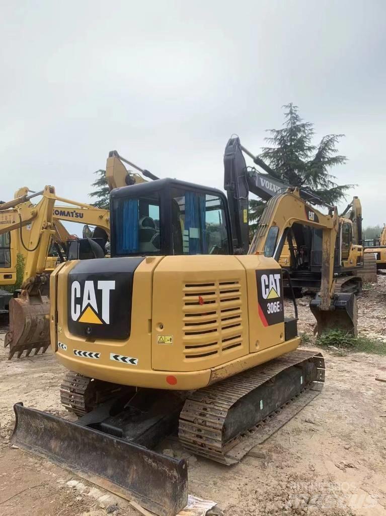 CAT 306E2 Lánctalpas kotrók