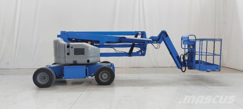 Genie Z 45/25 J DC Karos emelők