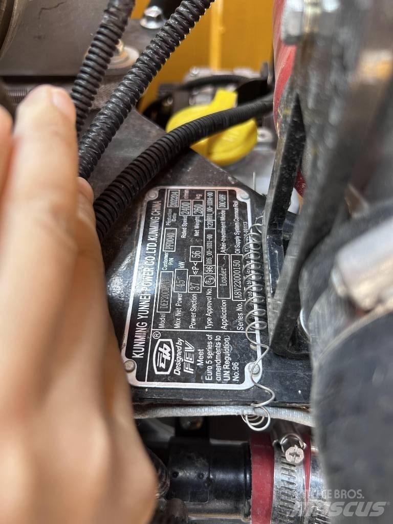 MR 920 Gumikerekes homlokrakodók