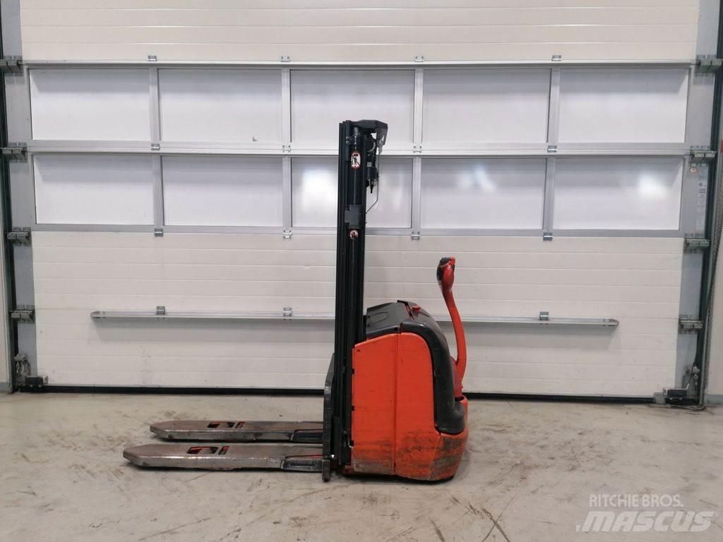 Linde L14 Gyalogkíséretű targonca