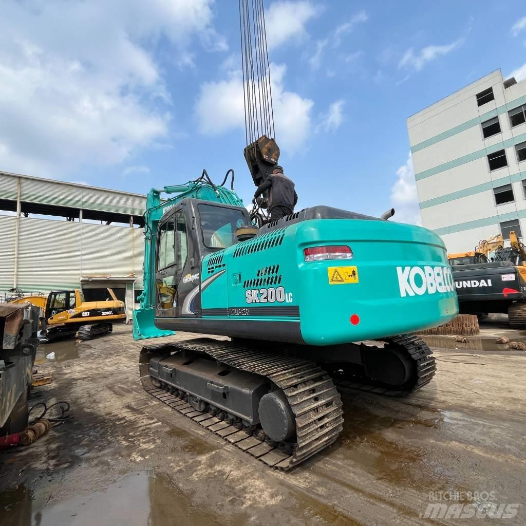 Kobelco SK200LC-8 Lánctalpas kotrók