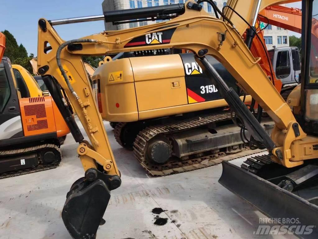 CAT 303c Mini kotrók < 7t