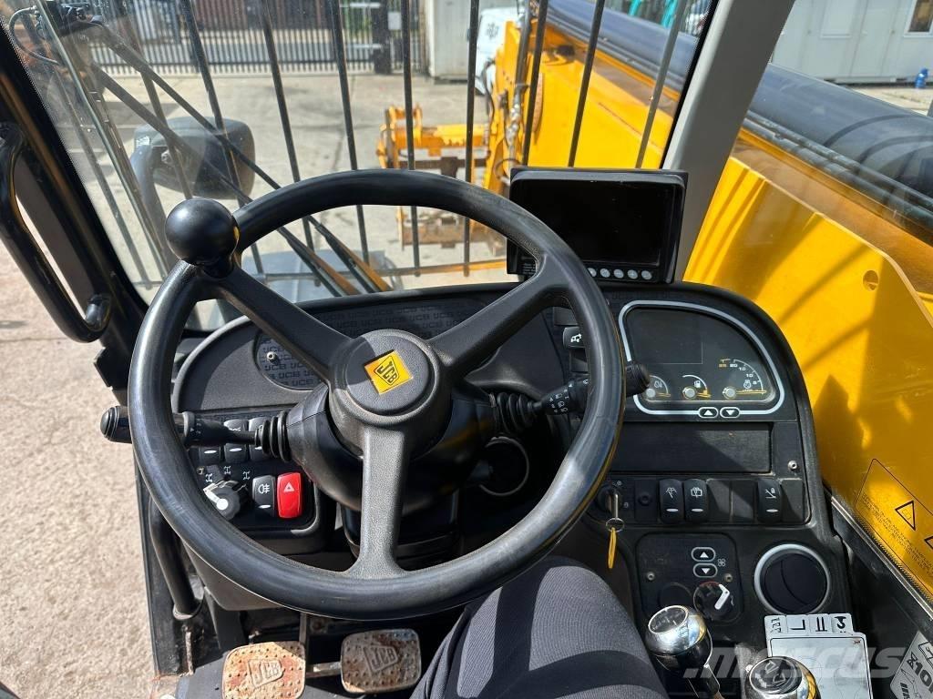 JCB 540-140 Teleszkópos rakodók