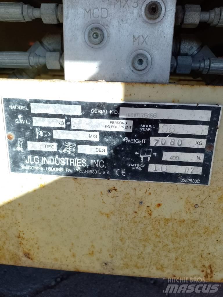 JLG 4394 RT Ollós emelők