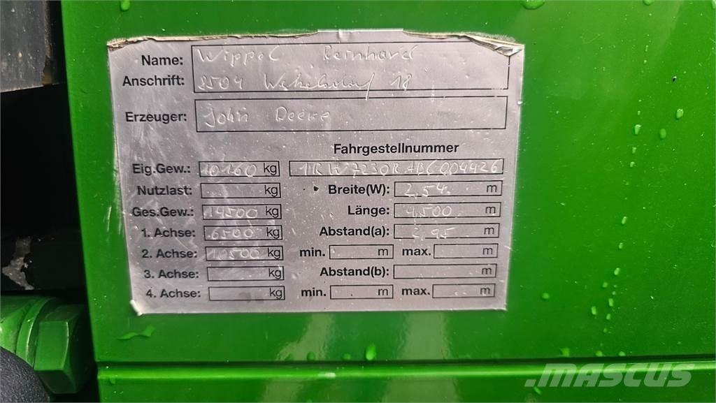 John Deere 7230R Traktorok