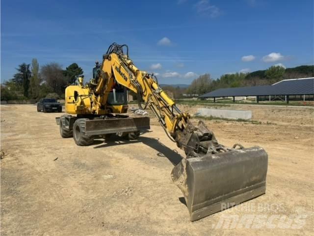 Komatsu PW98 MR-10 Gumikerekes kotrók