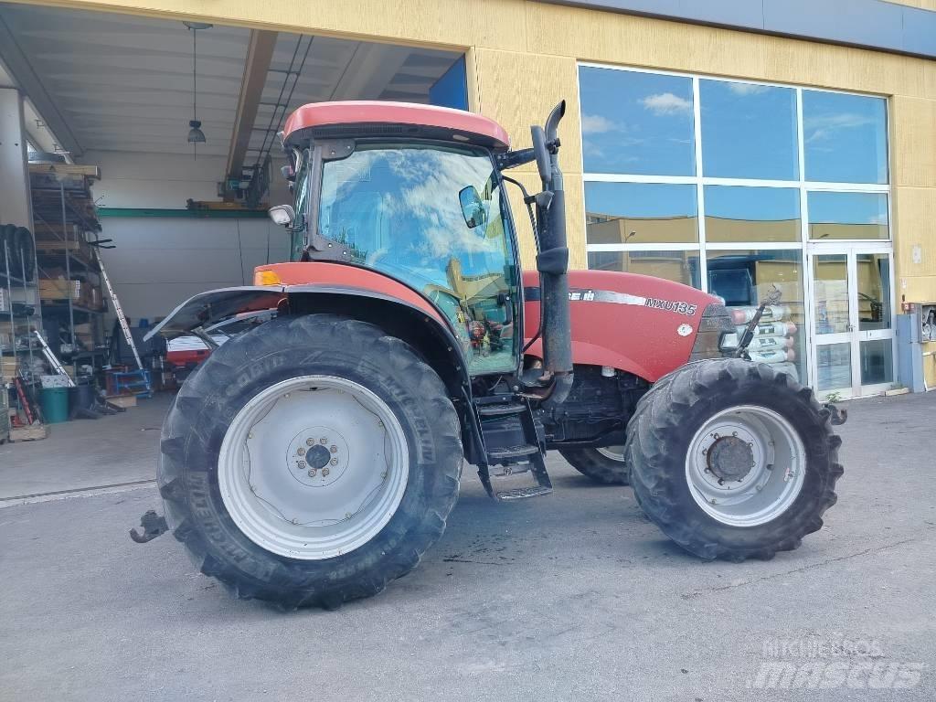 CASE MXU135 Traktorok