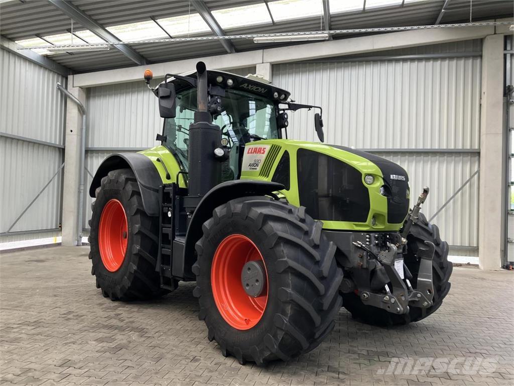CLAAS Axion 930 Traktorok