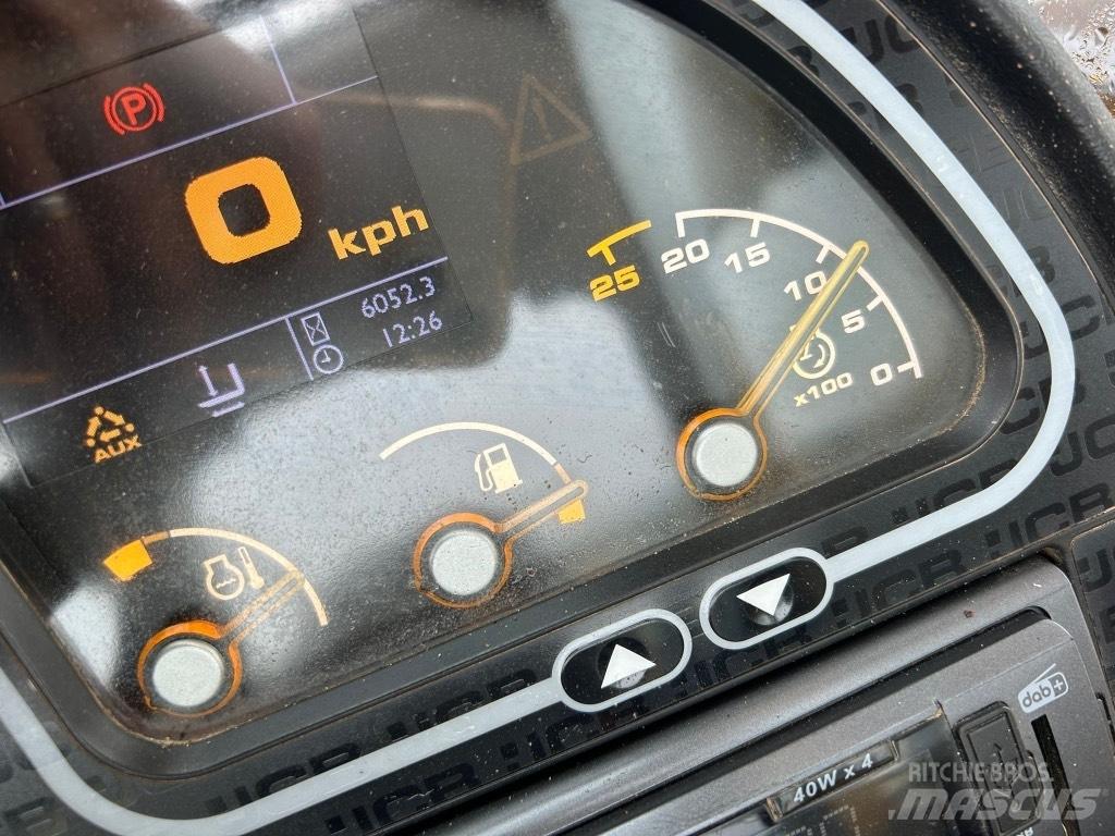 JCB 540-140 Sway / AC Teleszkópos rakodók