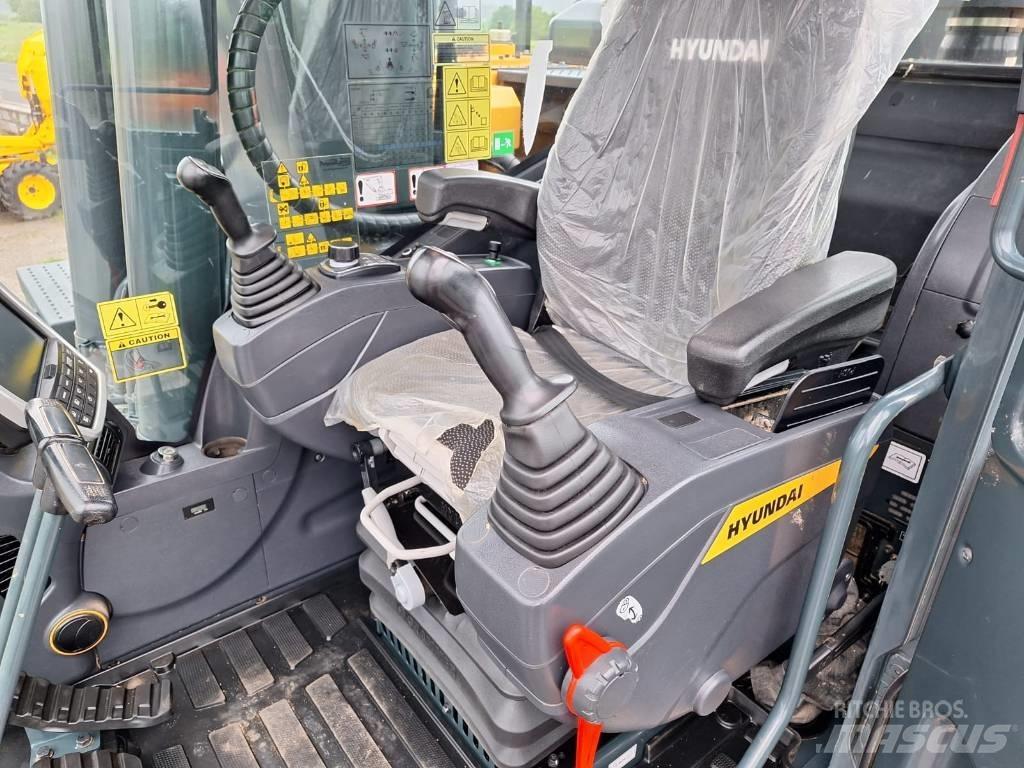Hyundai HX210A L Lánctalpas kotrók