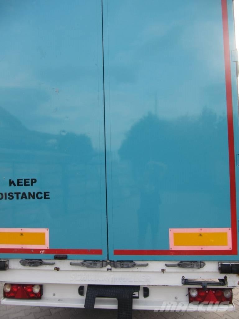 DAF XF 105 Elhúzható ponyvás