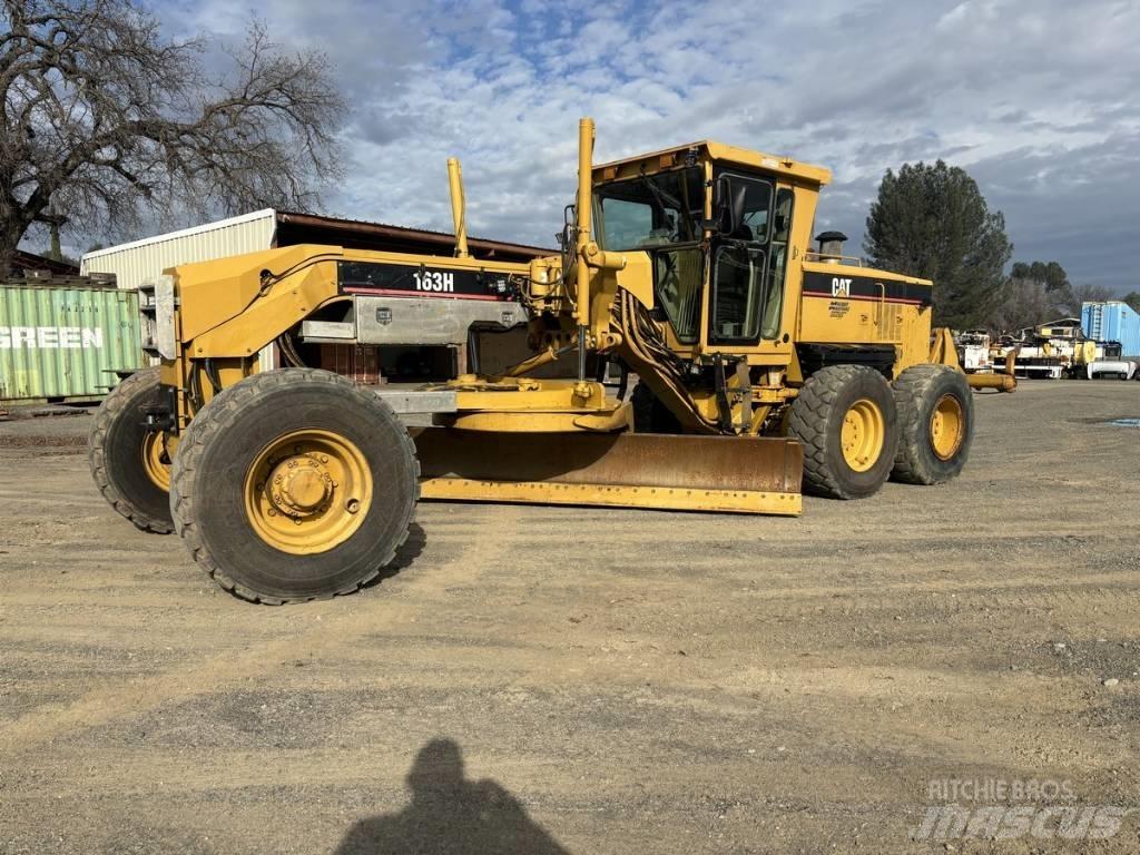 CAT 163H Gréderek