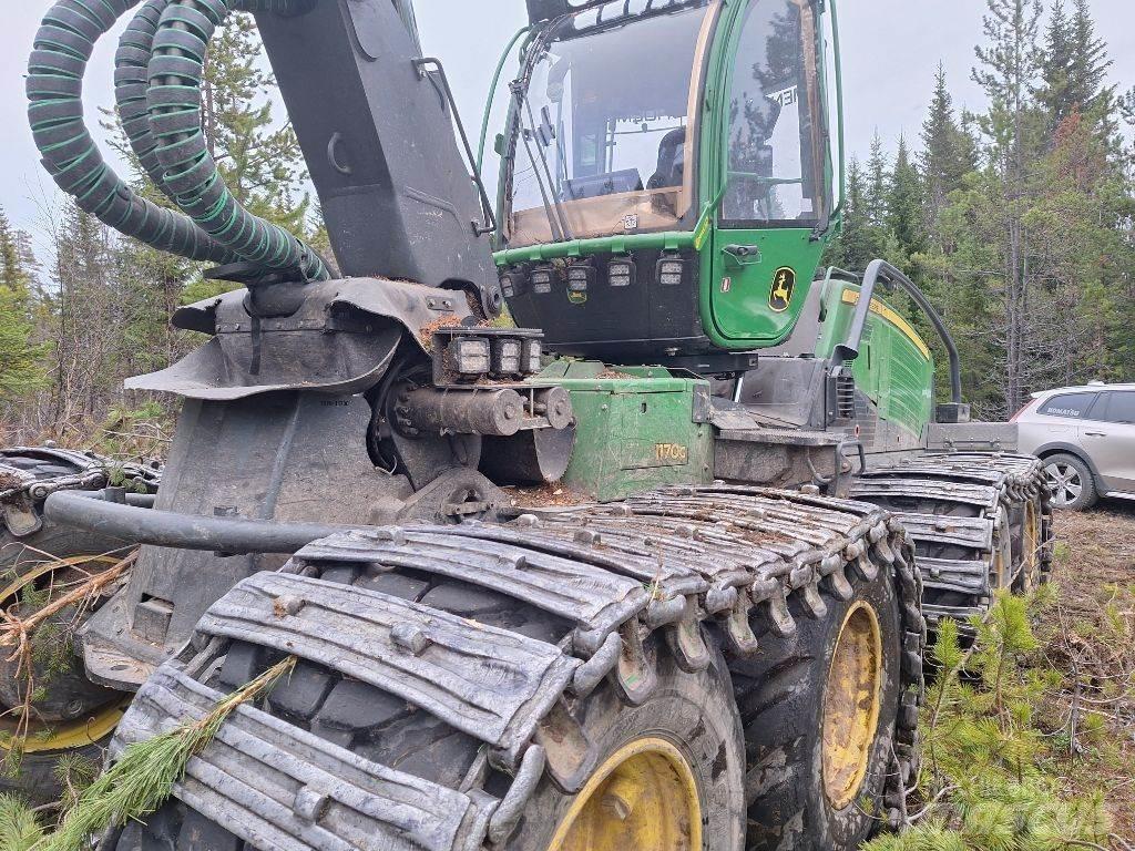 John Deere 1170G Betakarítók