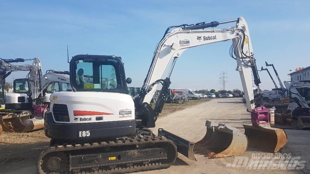 Bobcat E 85 Közepes (midi) kotrók 7 t - 12 t