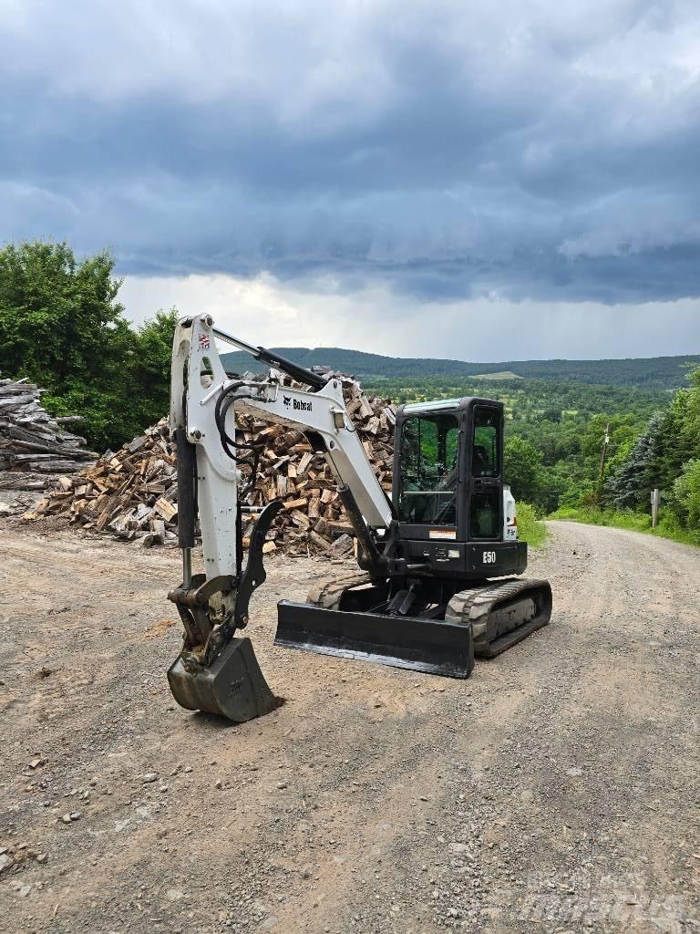 Bobcat E 50 Mini kotrók < 7t