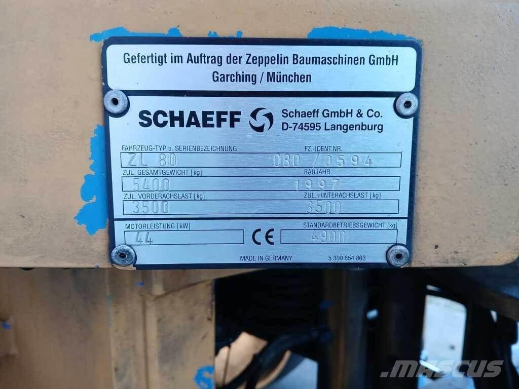 Schaeff ZL 80 Gumikerekes homlokrakodók
