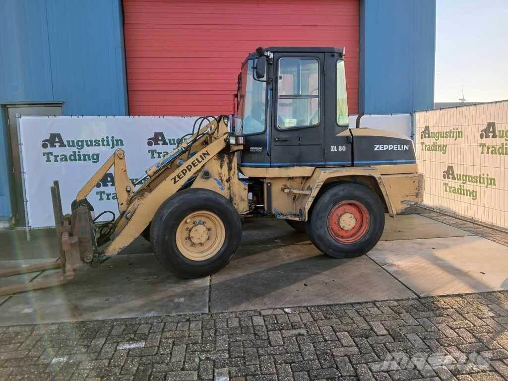 Schaeff ZL 80 Gumikerekes homlokrakodók