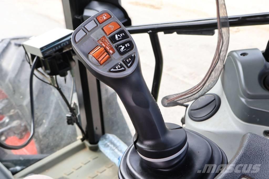 CLAAS Arion 460 Traktorok