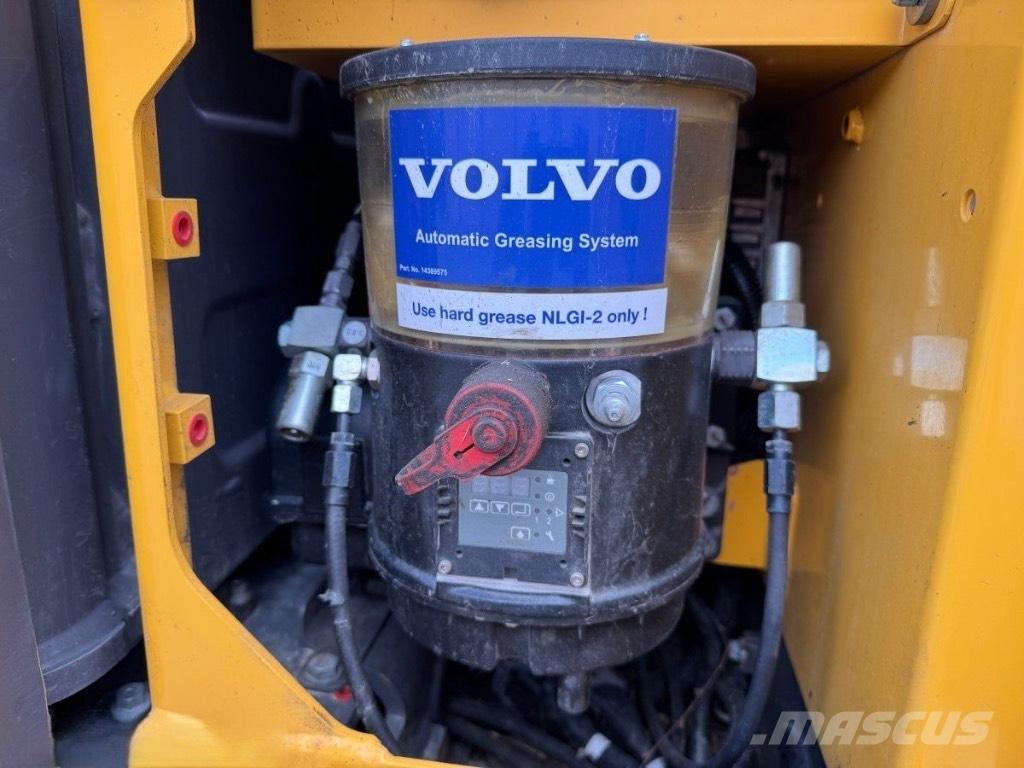 Volvo EW 160 E Gumikerekes kotrók