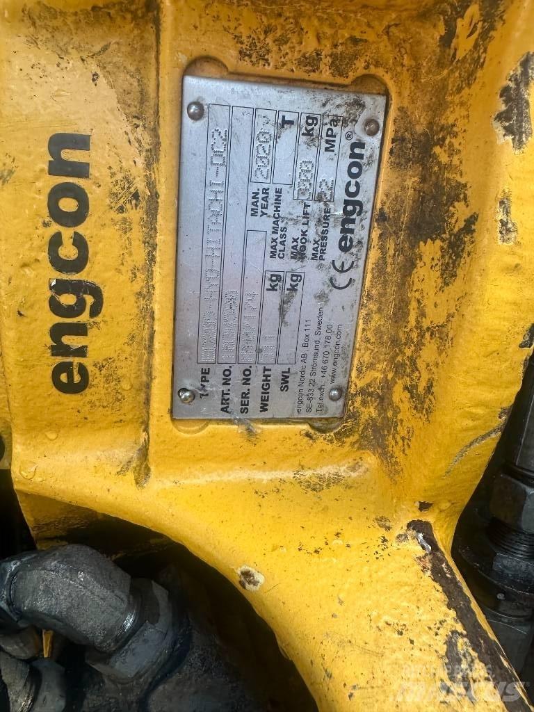 Hitachi ZX 85 USB-6 Közepes (midi) kotrók 7 t - 12 t