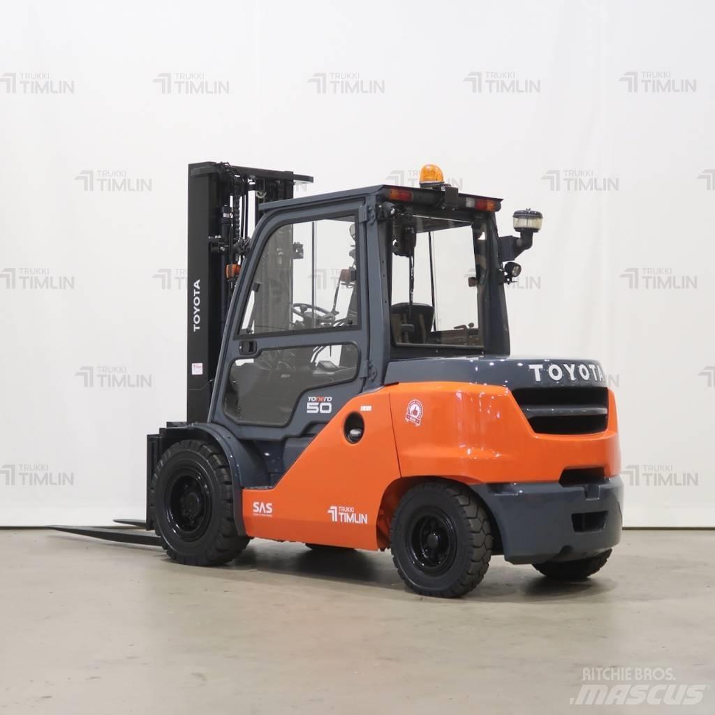 Toyota 40-8FD50N Dízel targoncák
