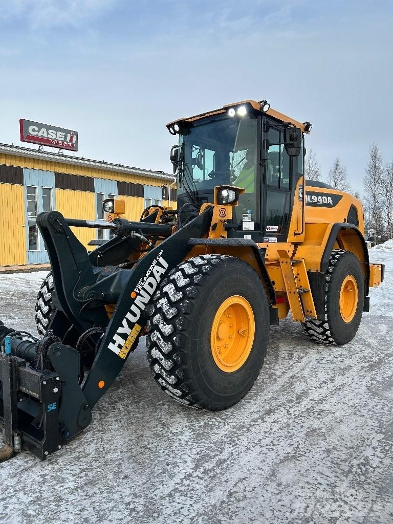 Hyundai HL 940 Gumikerekes homlokrakodók