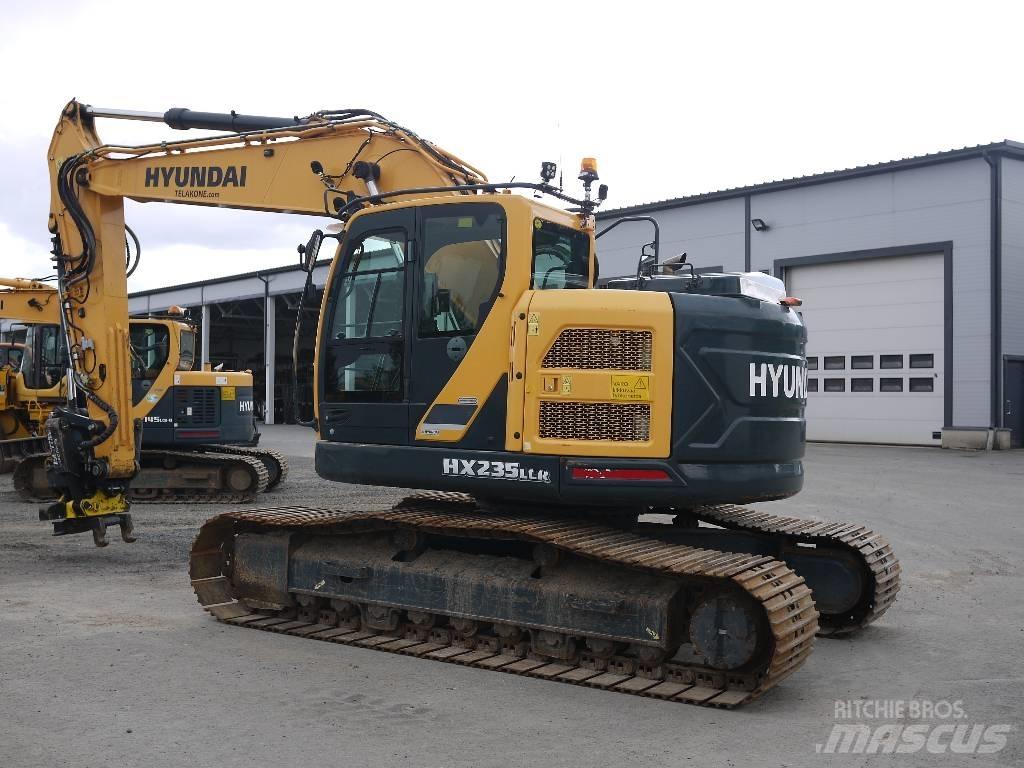 Hyundai HX 235 LCR Lánctalpas kotrók