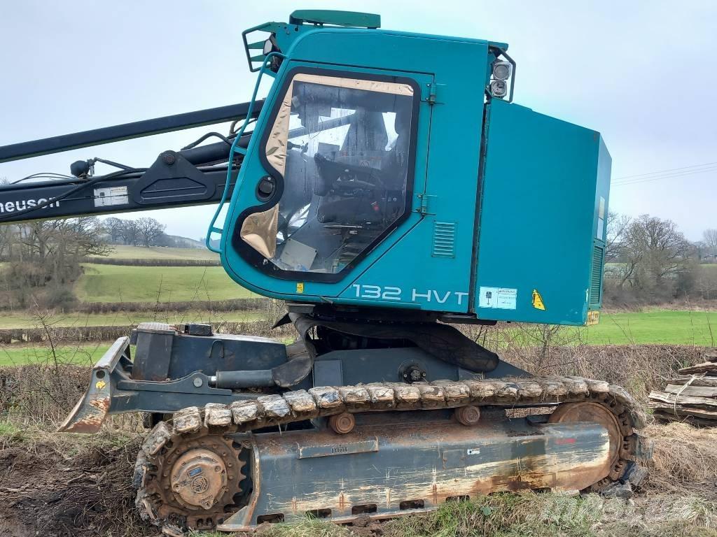 Neuson 132 HV T Betakarítók