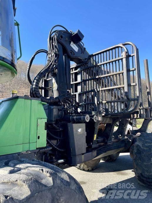 John Deere 1910 E Kihordók