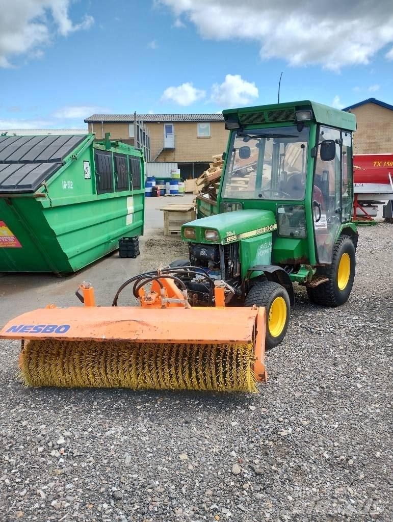 John Deere 955 Kompakt traktorok