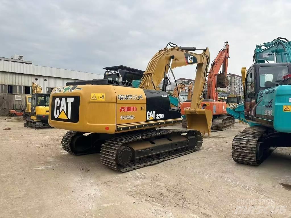 CAT 320 D Lánctalpas kotrók