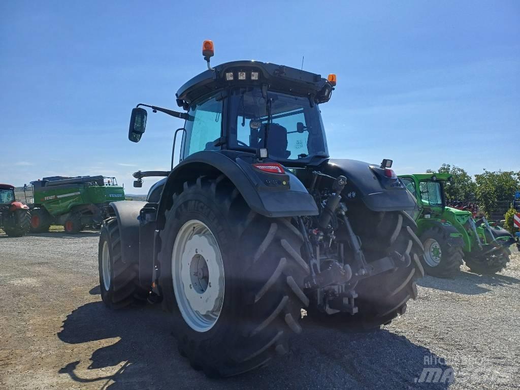 Valtra S 374 Traktorok