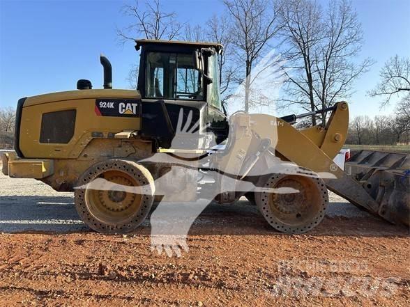 CAT 924K Gumikerekes homlokrakodók