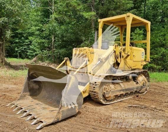 CAT 951C Lánctalpas homlokrakodók