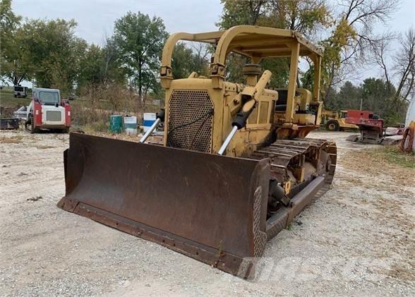 CAT D6C lánctalpas dózerek