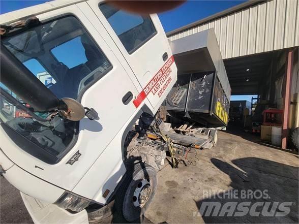 Isuzu NPR HD Építőipar - Egyebek