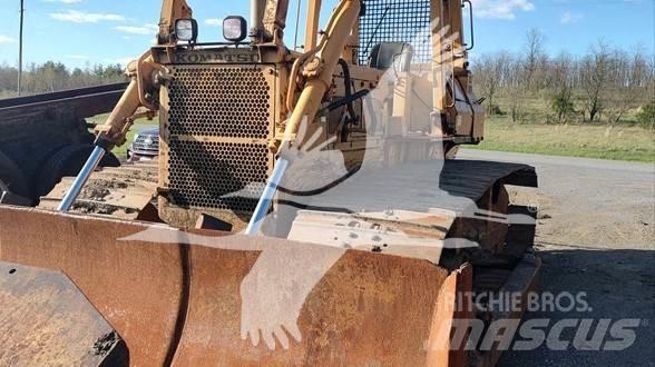Komatsu D65P-7 lánctalpas dózerek