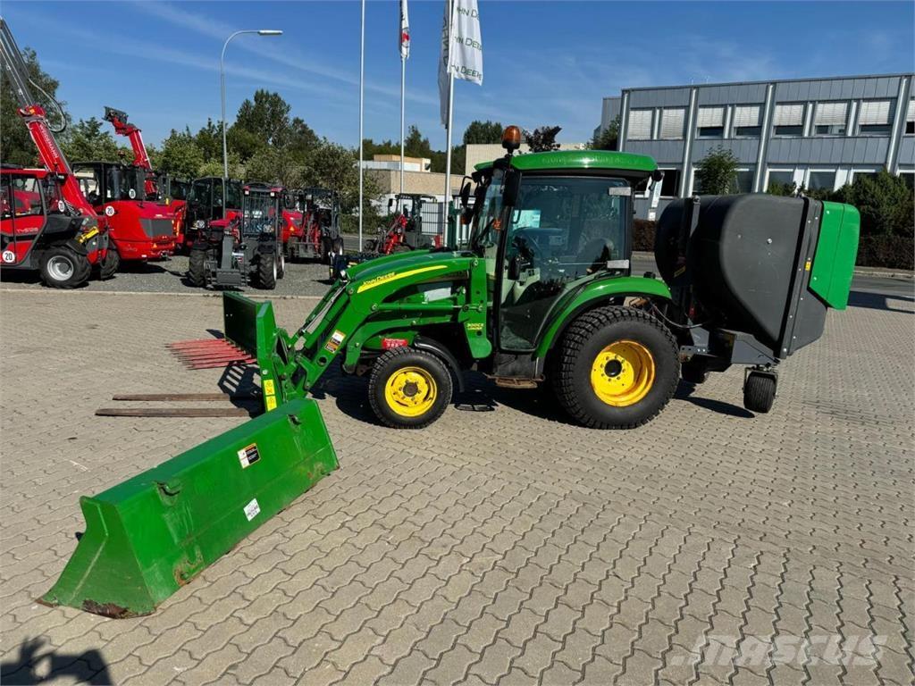 John Deere 3720 Kompakt traktorok