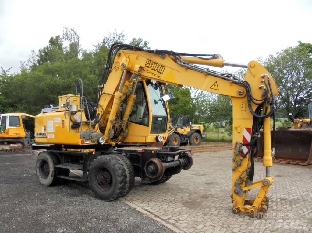 Liebherr A 900 C ZW Gumikerekes kotrók