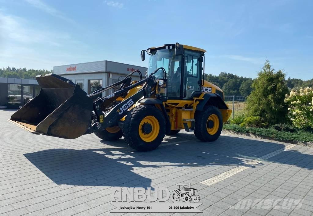 JCB 411 HT Gumikerekes homlokrakodók