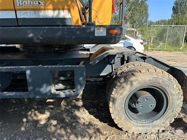 Hyundai 210W Gumikerekes kotrók