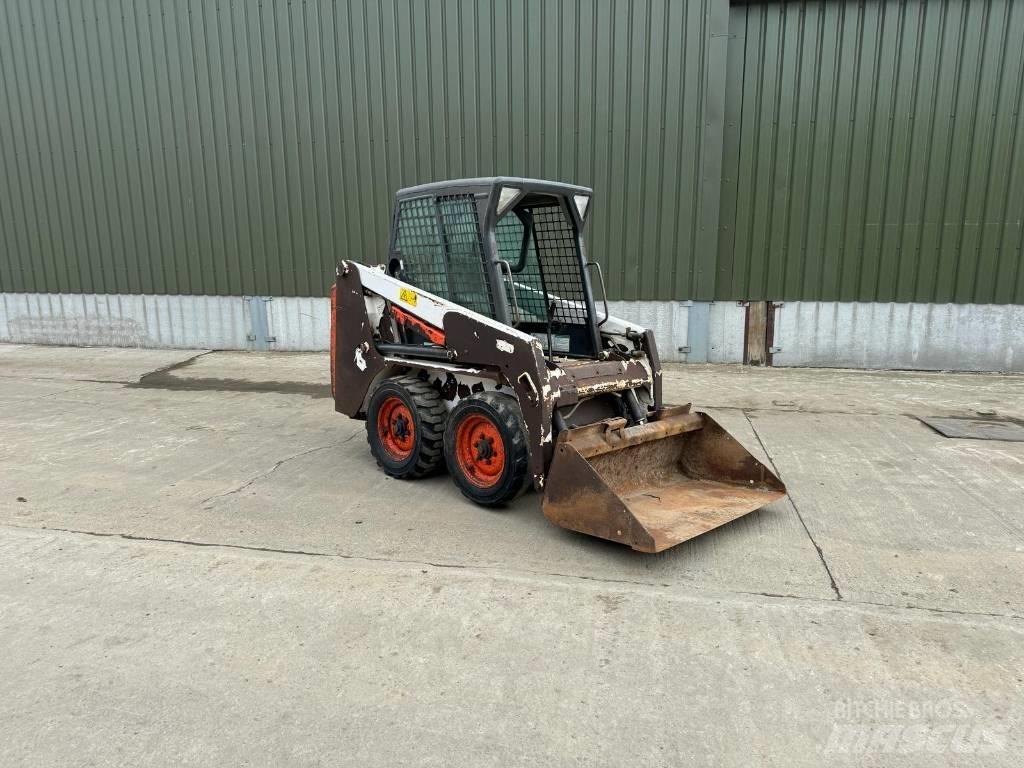Bobcat S 100 Kompaktrakodók