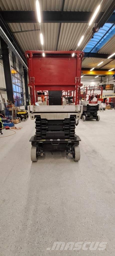 JLG 3246 ES Ollós emelők