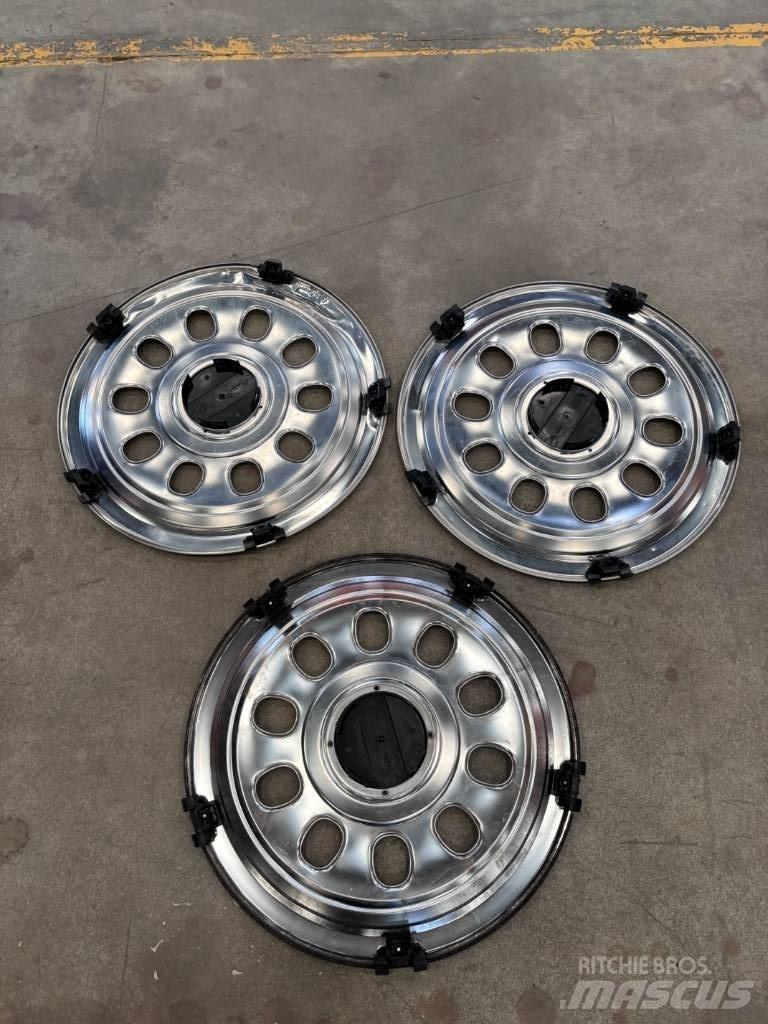 Scania R 450 Gumiabroncsok, kerekek és felnik