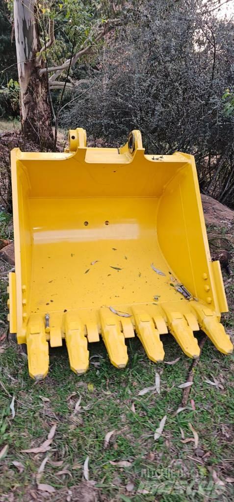 Komatsu PC210 Gémek és dipperek